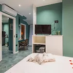 Couette-café Gioia 4*
